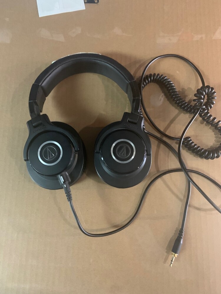 Audio Technica ATH-M40X headphones 