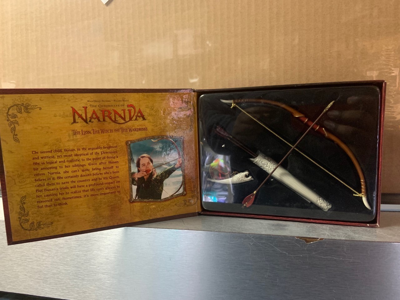Master Replica  Narnia Susan's christmas gifts 