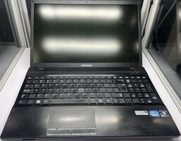 Samsung Series 3 Laptop NP300V5A-S07A