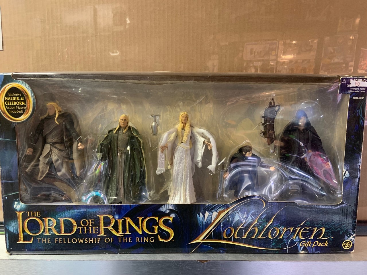 Lord of The Rings: The Fellowship of the Ring Lothlorien Gift Pack