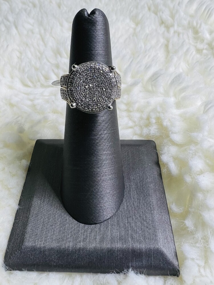 10KT. Yellow/White gold custom made diamond cluster ring, with appraisal