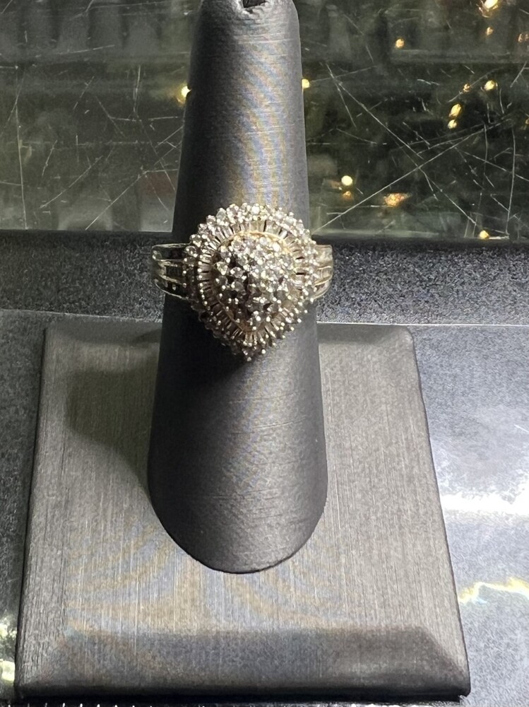 10KT.Yellow/White Gold Cluster Ring with appraisal