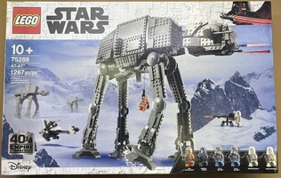 UNOPENED LEGO Star Wars AT-AT (75288)