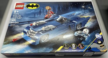 UNOPENED LEGO Batman with the Batmobile vs. Harley Quinn and Mr. Freeze (76274)
