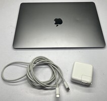 Macbook Air M1, 2020 (8 GB RAM, 256GB SSD) Silver