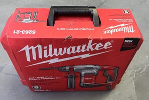 Milwaukee 5/8 Inch SDS Plus Rotary Hammer Kit (5263-21)